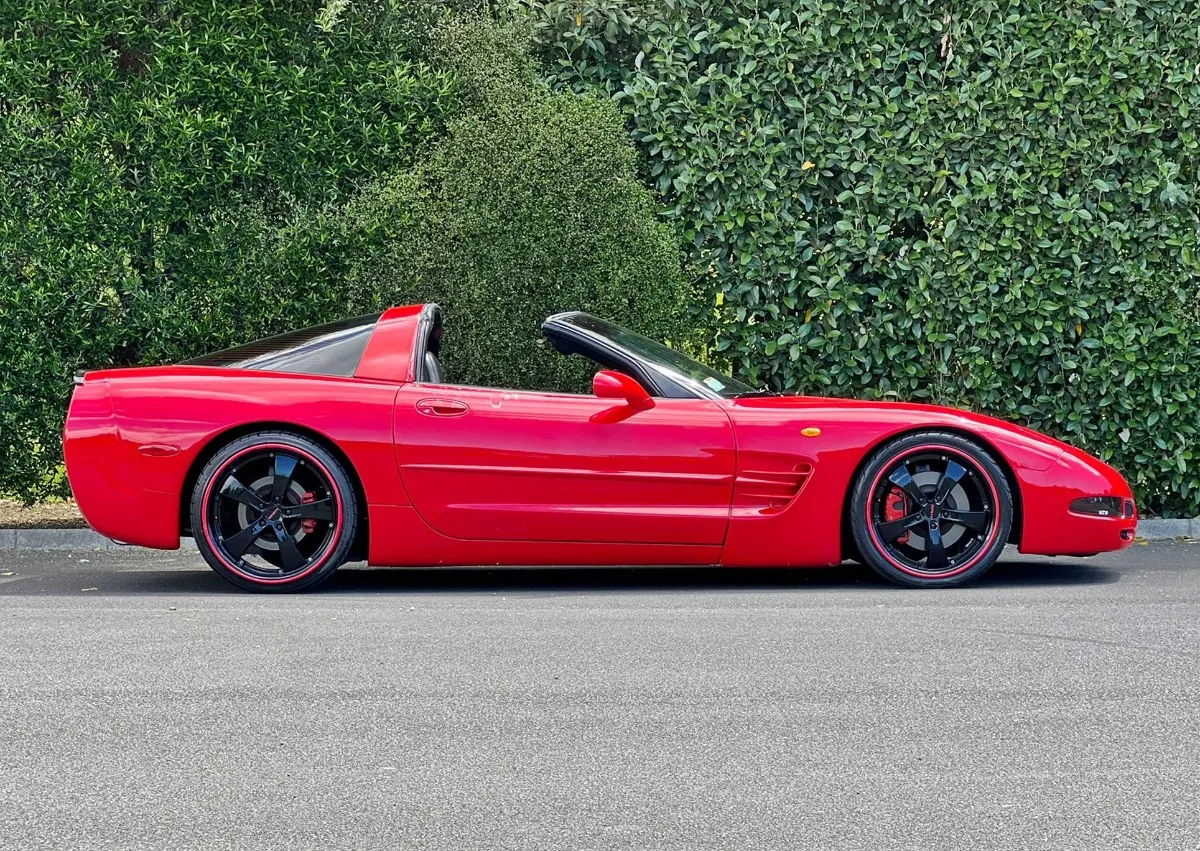  1997 Chevrolet Corvette Coupe Convertible C5 **Left Hand Drive** Carousel 4