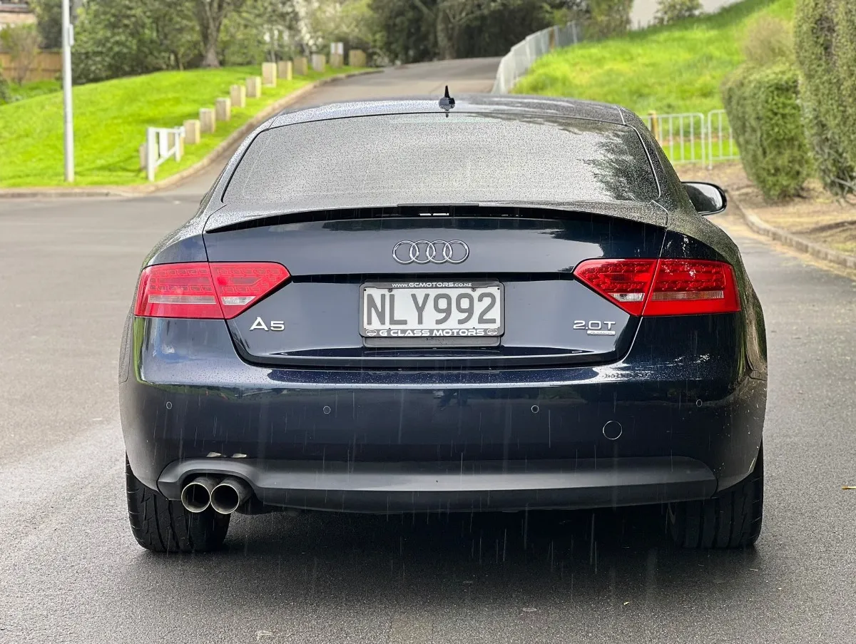 2011 Audi A5 Coupe 2.0T  Carousel 3