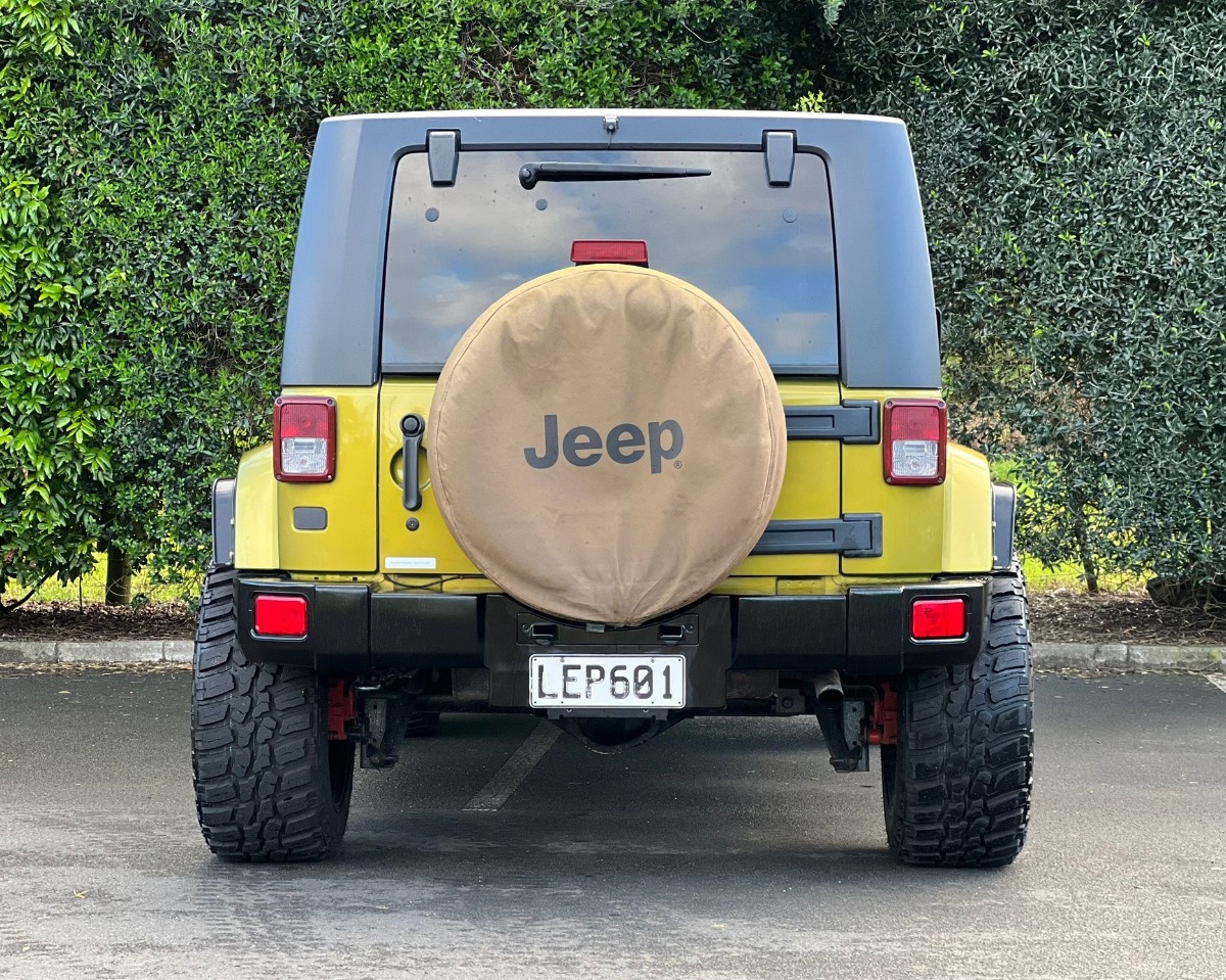 2007 Jeep Wrangler Sahara 3.8L  Carousel 5