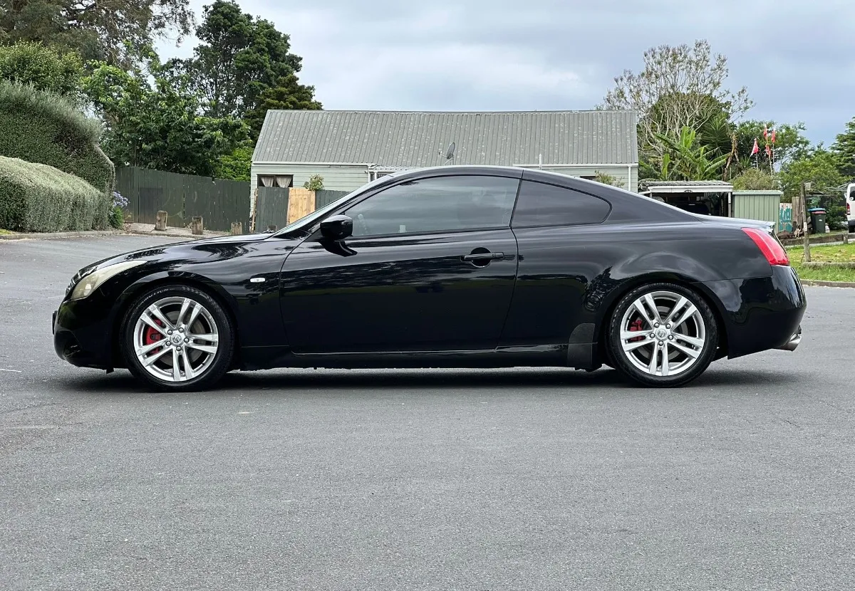  2010 Nissan Skyline 370GT Sports Coupe *Lowering Kits* Carousel 3