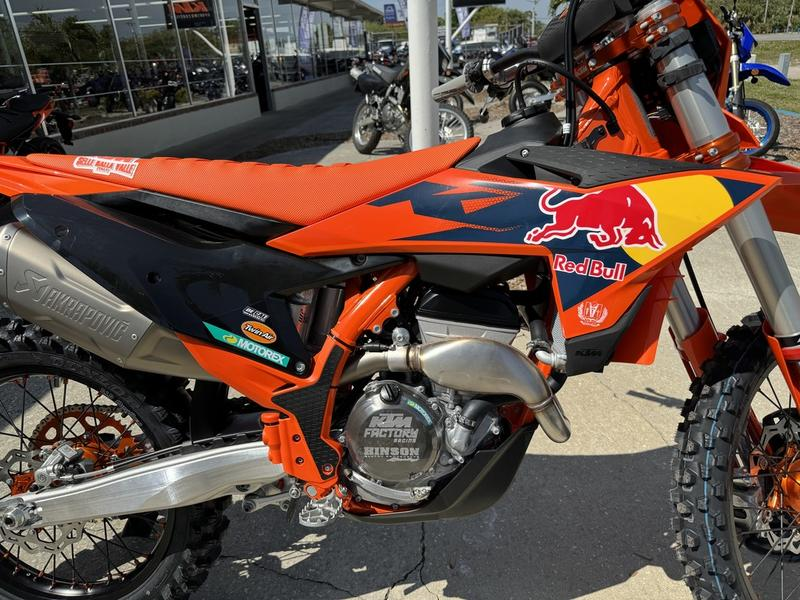 Hot selling 2024 KTM 250 SX-F Factory Edition Base ready to ship Collage 1