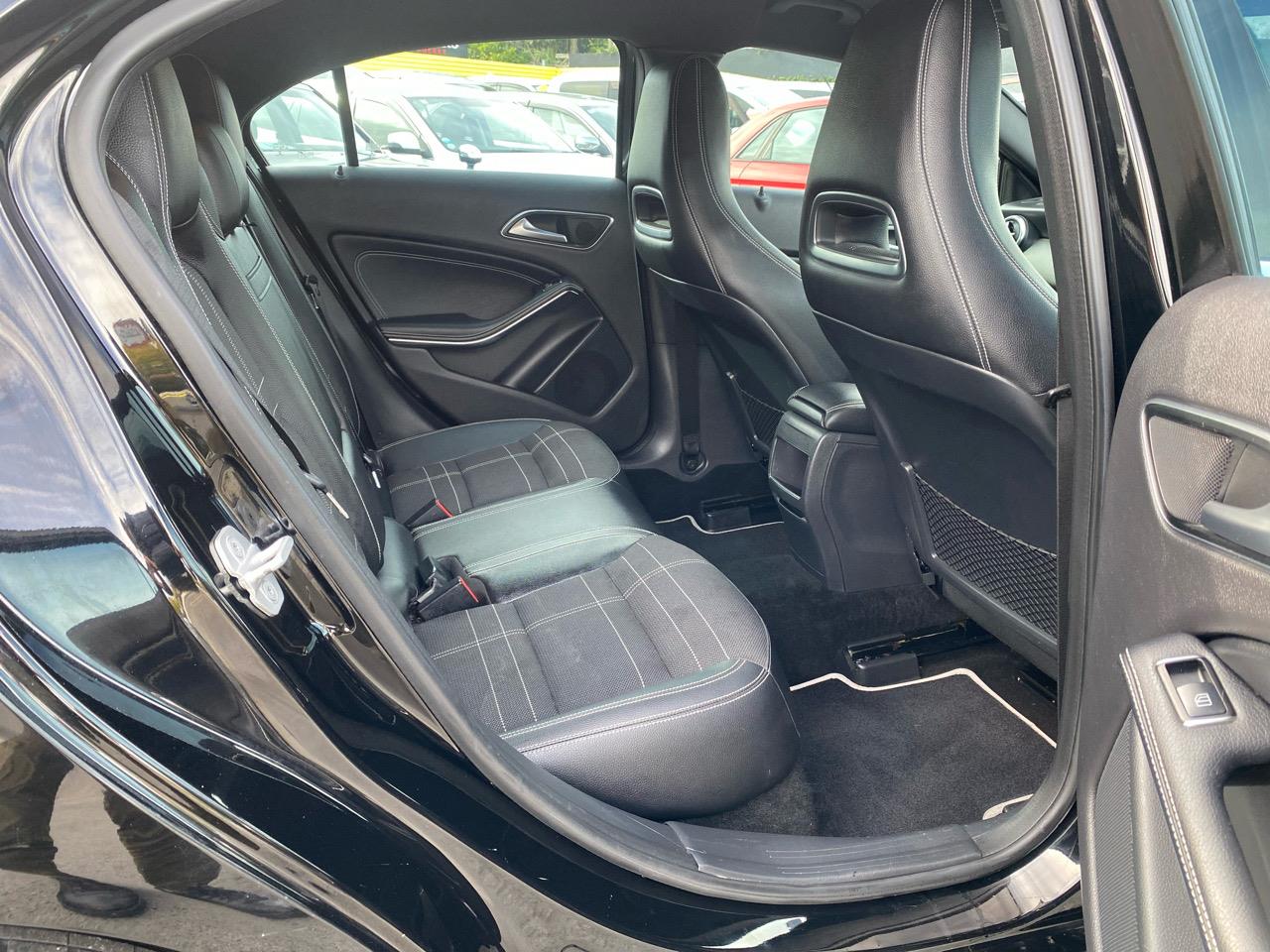 2014 Mercedes-Benz A 200 Super Nice and Tidy Carousel 2