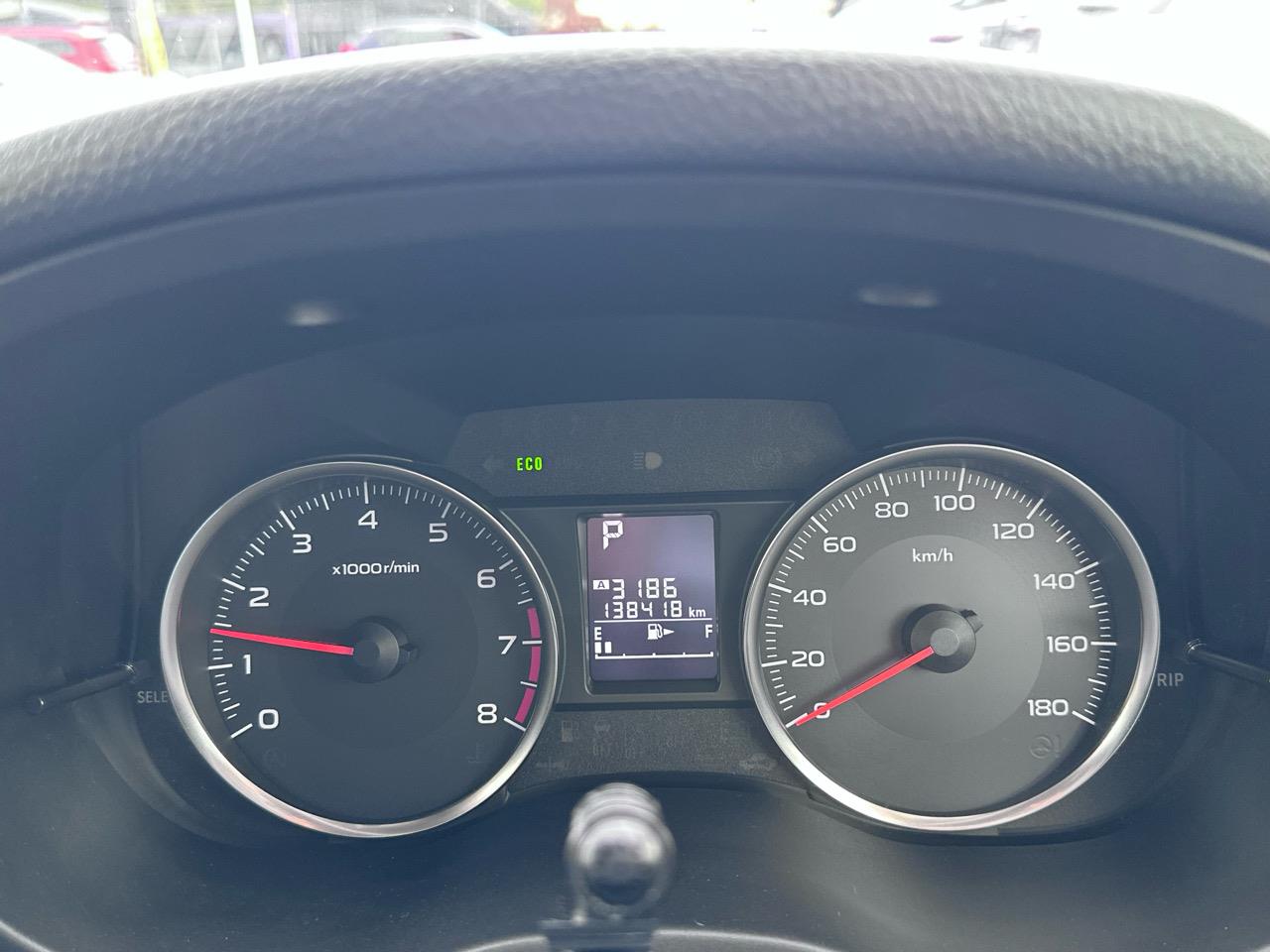 2012 Subaru Xv 2.0i 4WD Carousel 16