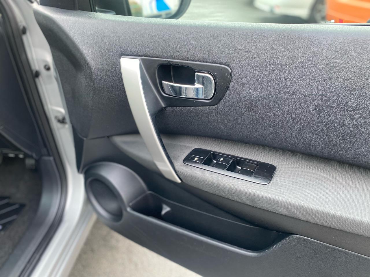 2012 Nissan Qashqai 2.0 TI AT Carousel 6