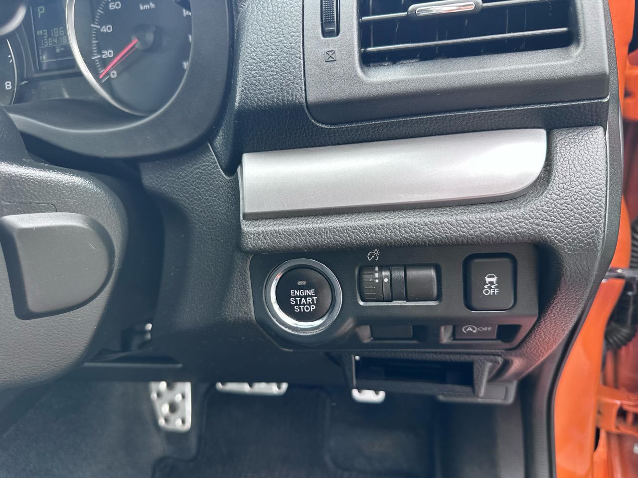2012 Subaru Xv 2.0i 4WD Carousel 2