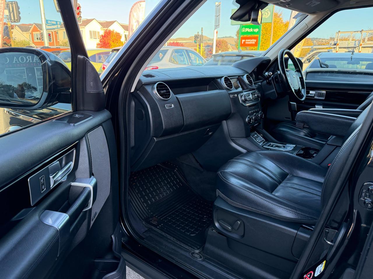 2016 Land Rover Discovery 4 SDV6 HSE Carousel 7