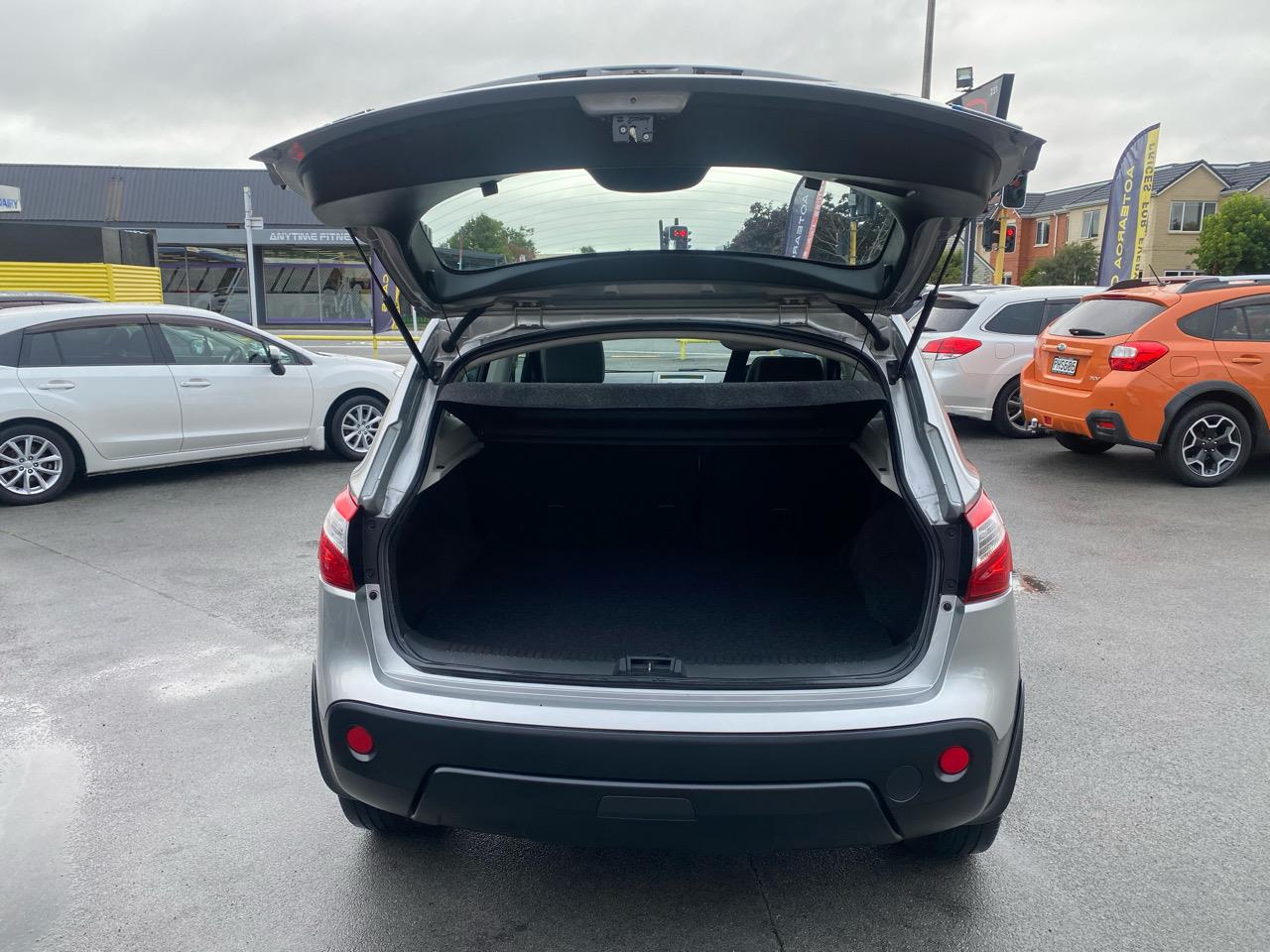 2012 Nissan Qashqai 2.0 TI AT Carousel 4