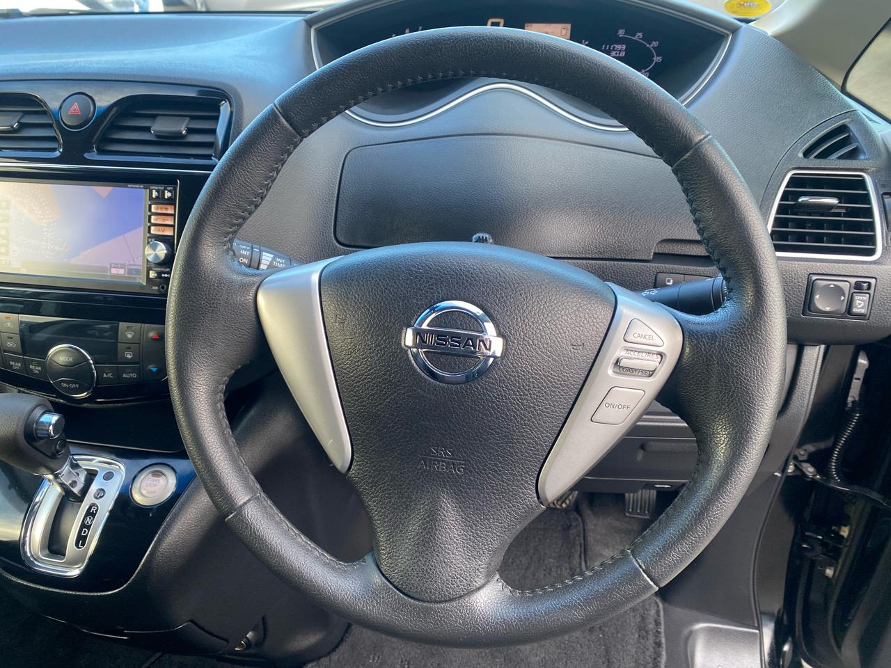 second hand 2015 Nissan Serena Hybrid for sale NZ Collage 1