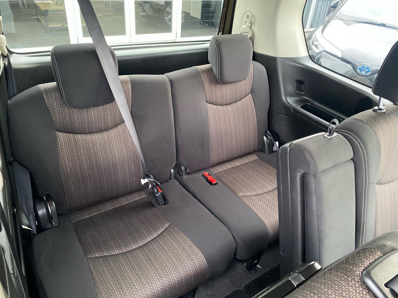 2015 Nissan Serena Both Sides Electric Sliding Doors Carousel 12