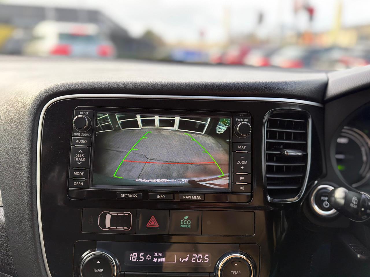 2013 Mitsubishi Outlander PHEV/4WD Carousel 4