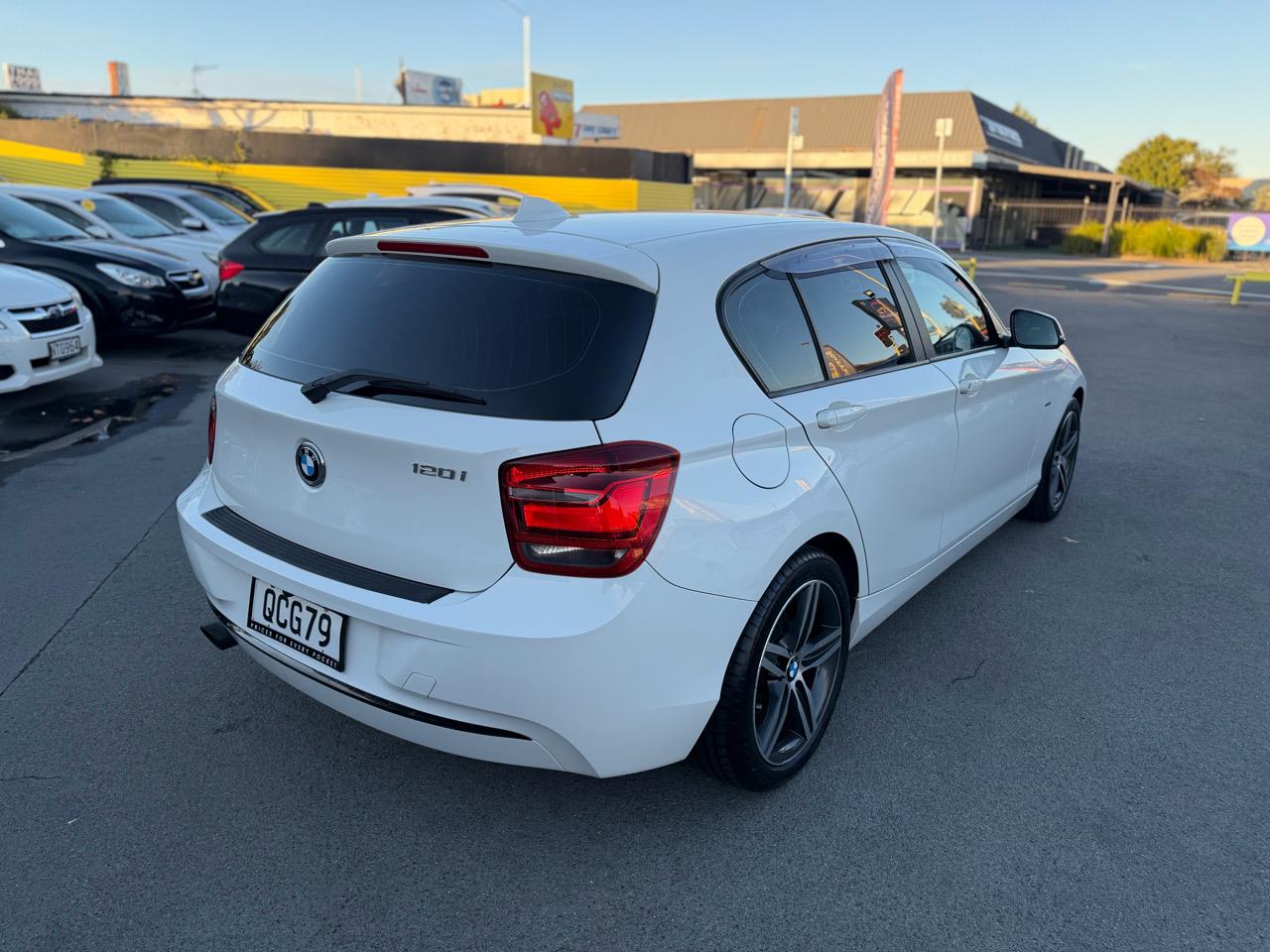 2012 BMW 116I Sports Carousel 15