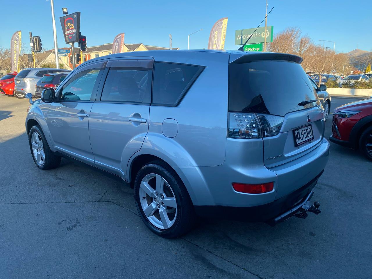 2006 Mitsubishi Outlander 7 Seater Carousel 13