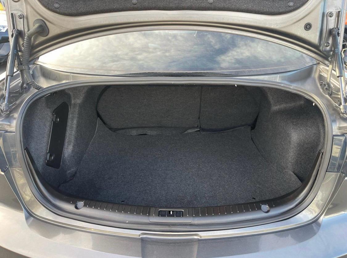 2012 Mazda Axela SKYACTIV Technology Carousel 12