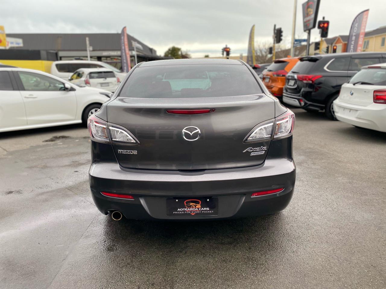 2012 Mazda Axela SKYACTIV Technology Carousel 10