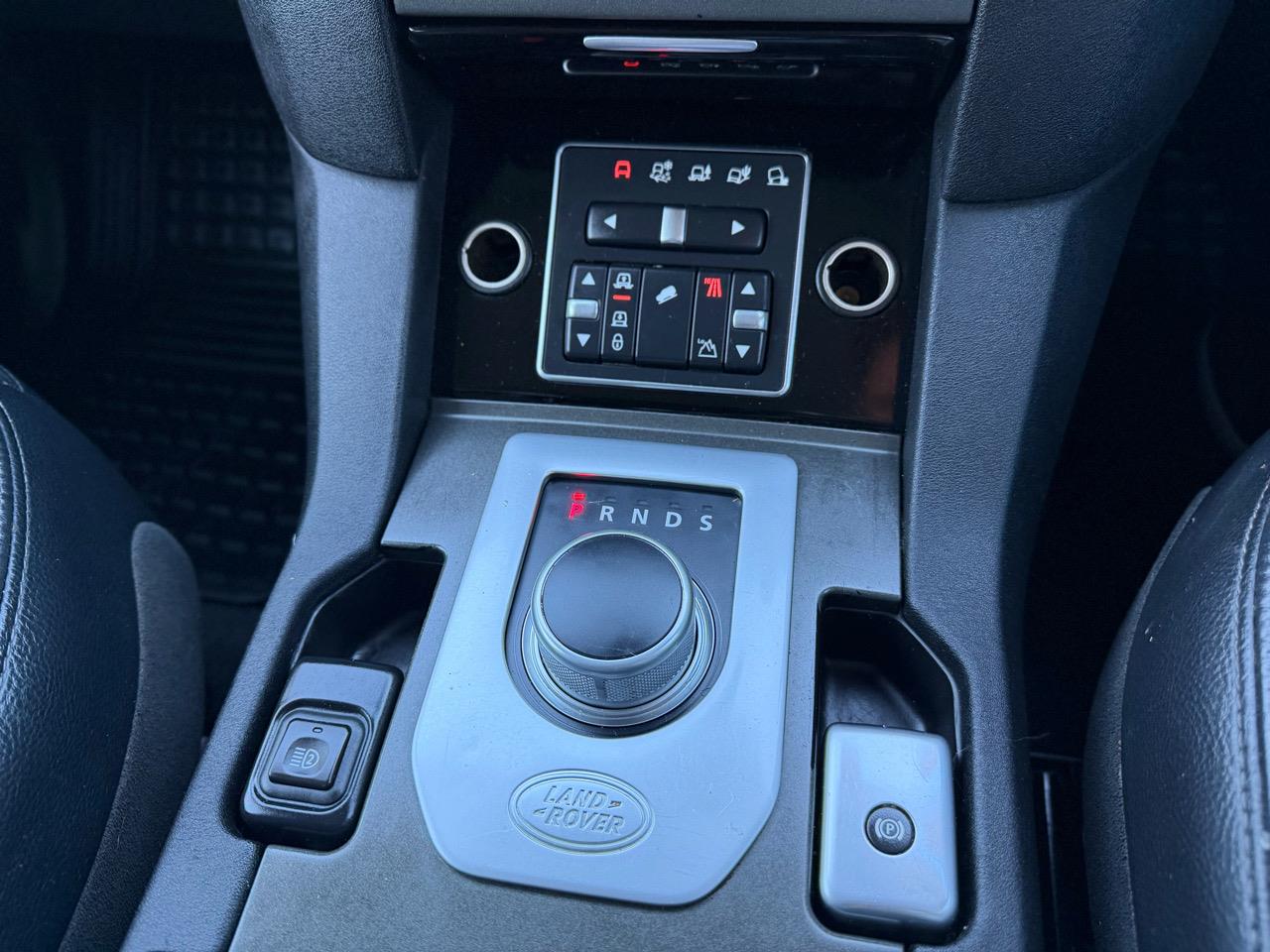 2016 Land Rover Discovery 4 SDV6 HSE Carousel 3