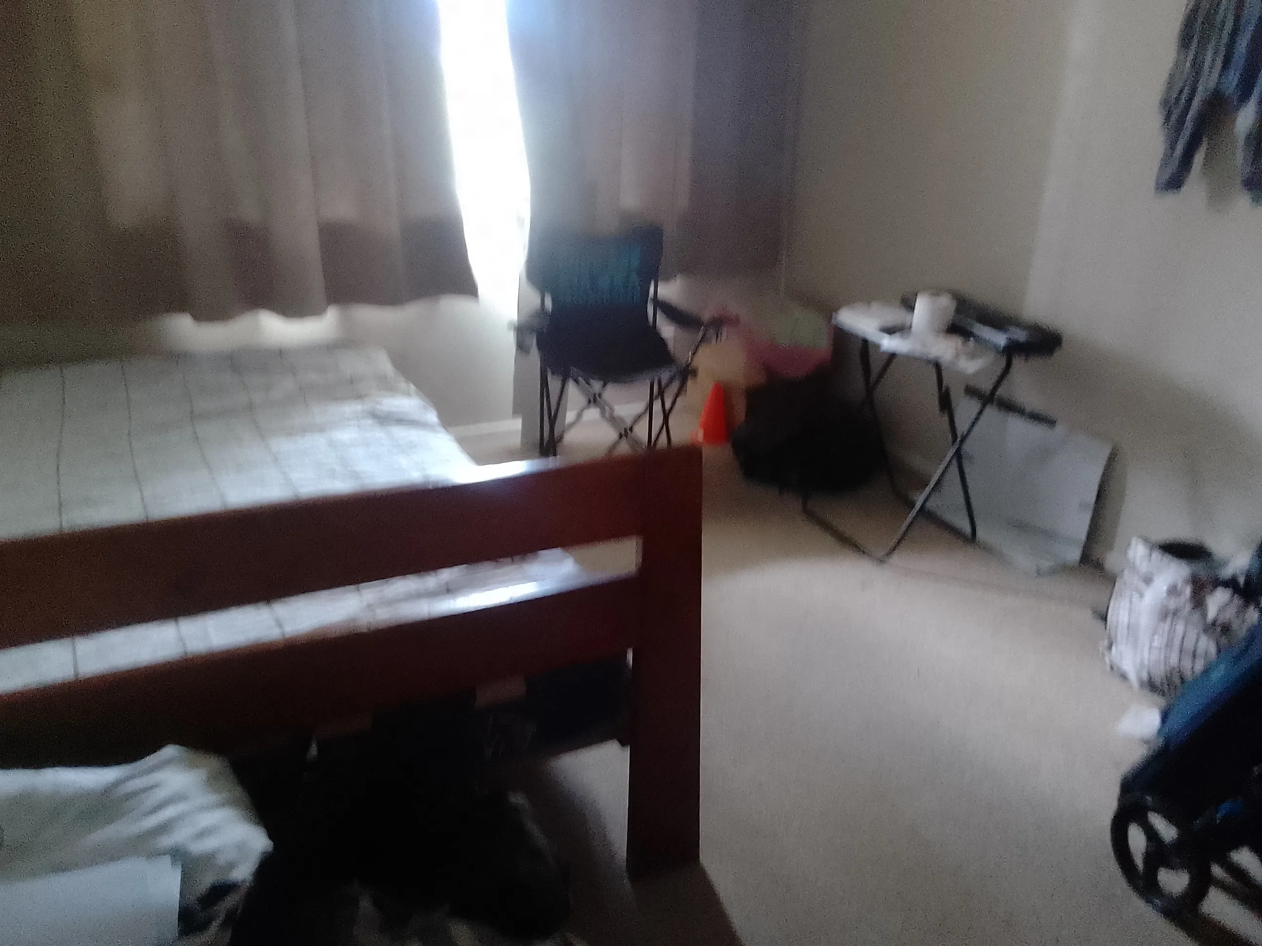 30.000 wanted 4 House lot of furniture Carousel 5