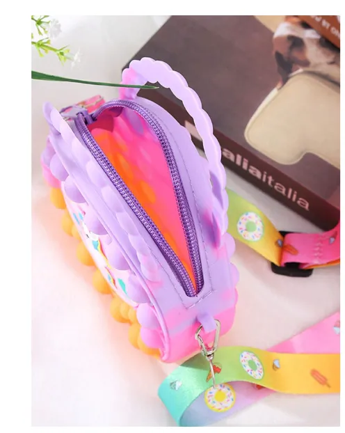 Heart-Shaped Handbag, Silicone Crossbody Bag Carousel 3
