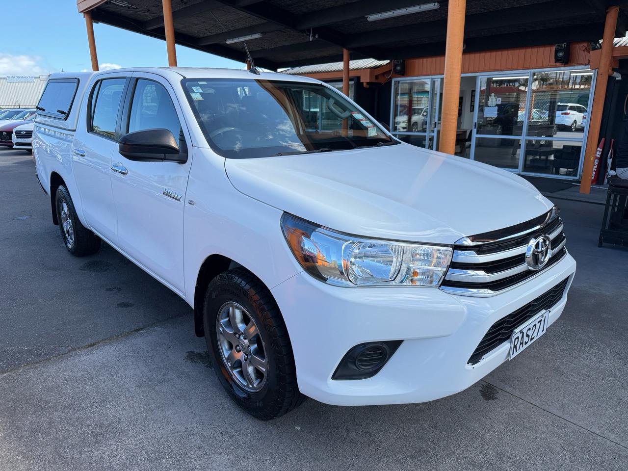 2016 Toyota Hilux Manual