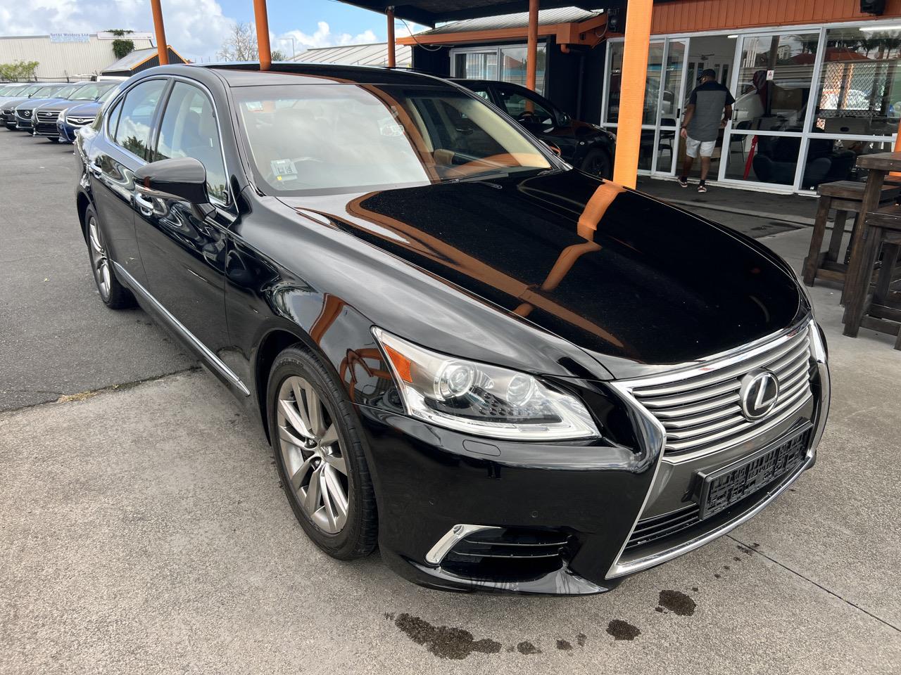 2015 Lexus LS460 V8 Luxury