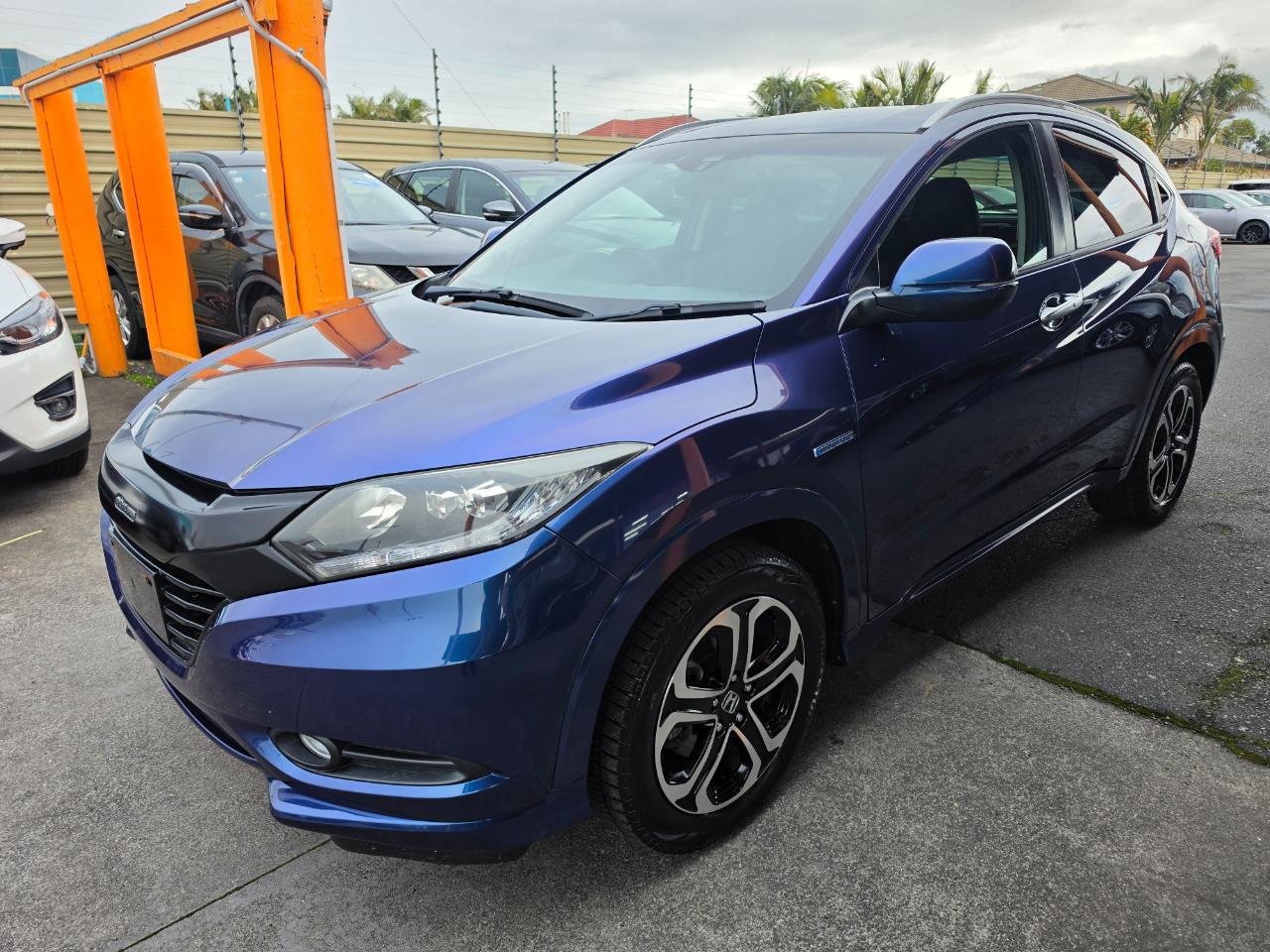 2014 Honda Vezel Hybrid Carousel 6