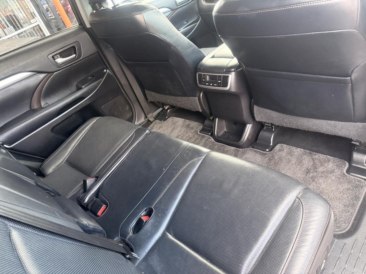 2015 Toyota HIGHLANDER GXL 3.5P/4WD/6AT/SW/ Carousel 2