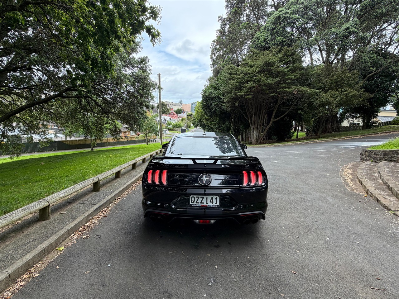 2020 Ford Mustang 2.3L FASTBACK AT 2.3 Carousel 1