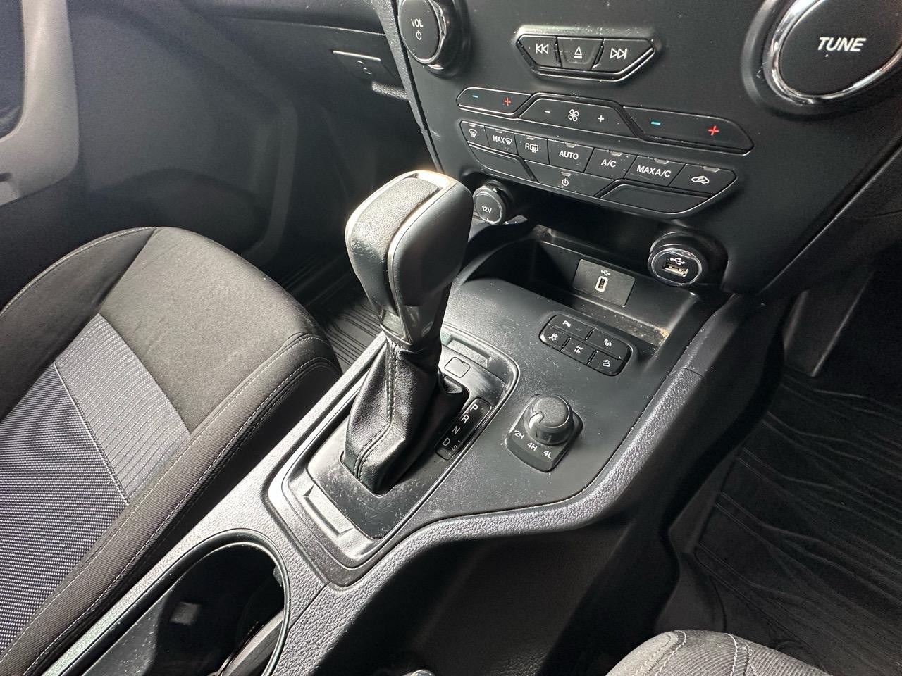 2019 Ford Ranger XLT DOUBLE CAB W/SA 4WD Carousel 2