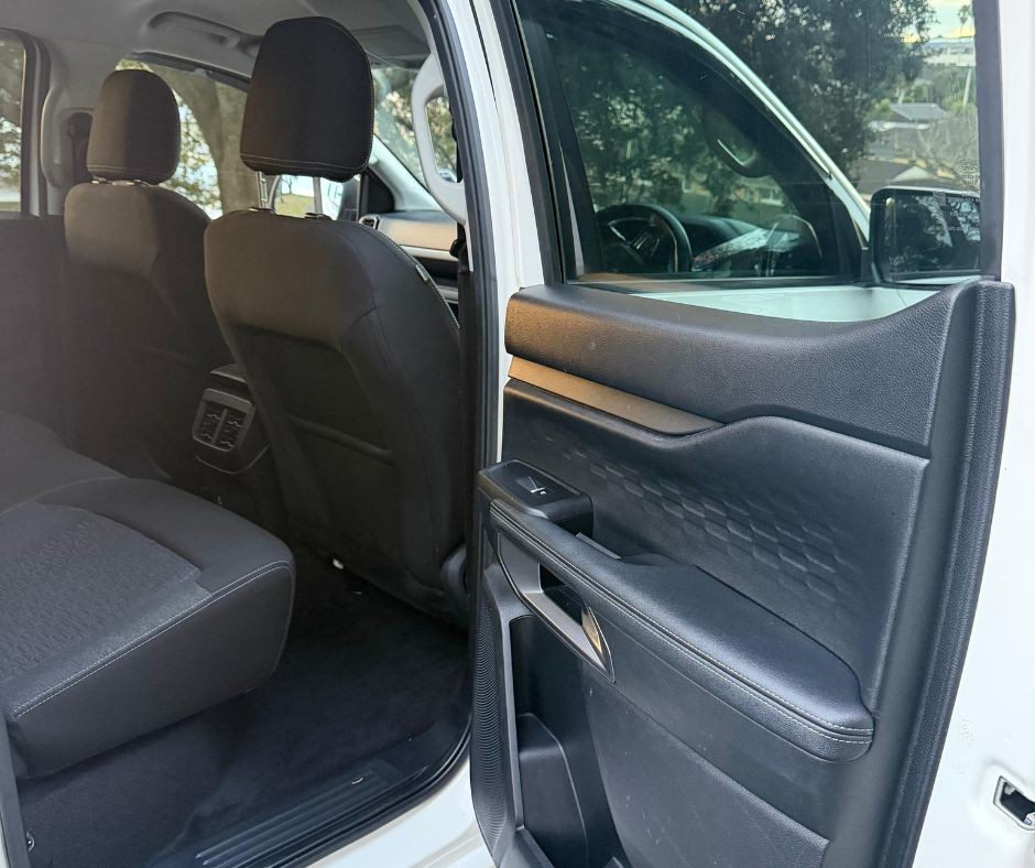 2023 Ford Ranger XLT DOUBLE CAB W/SA 4WD Collage 1