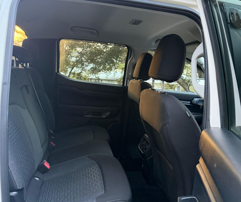 2023 Ford Ranger XLT DOUBLE CAB W/SA 4WD Collage 2