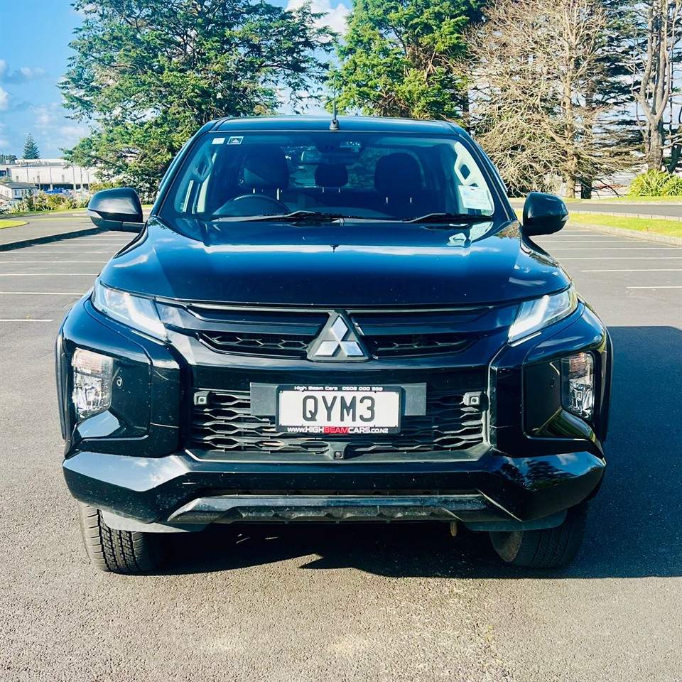 2022 Mitsubishi Triton DC GLSB 4WD 6AT 2.4D Carousel 10