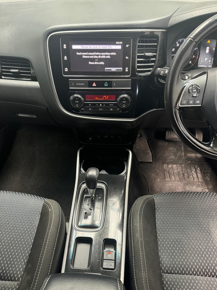 2019 Mitsubishi Outlander 4WD Carousel 6