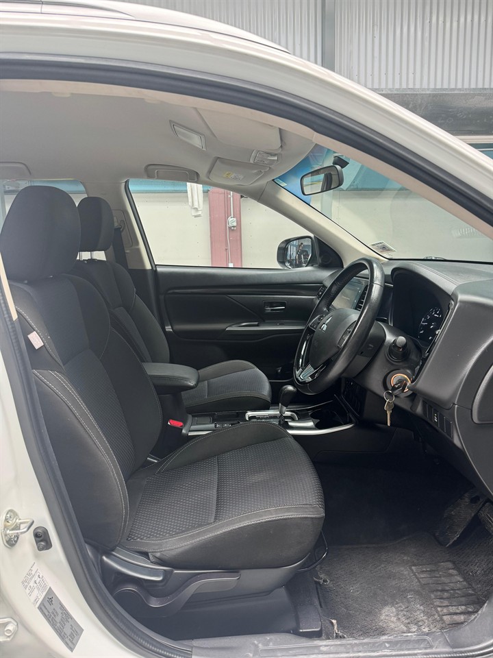 2019 Mitsubishi Outlander 4WD Carousel 5