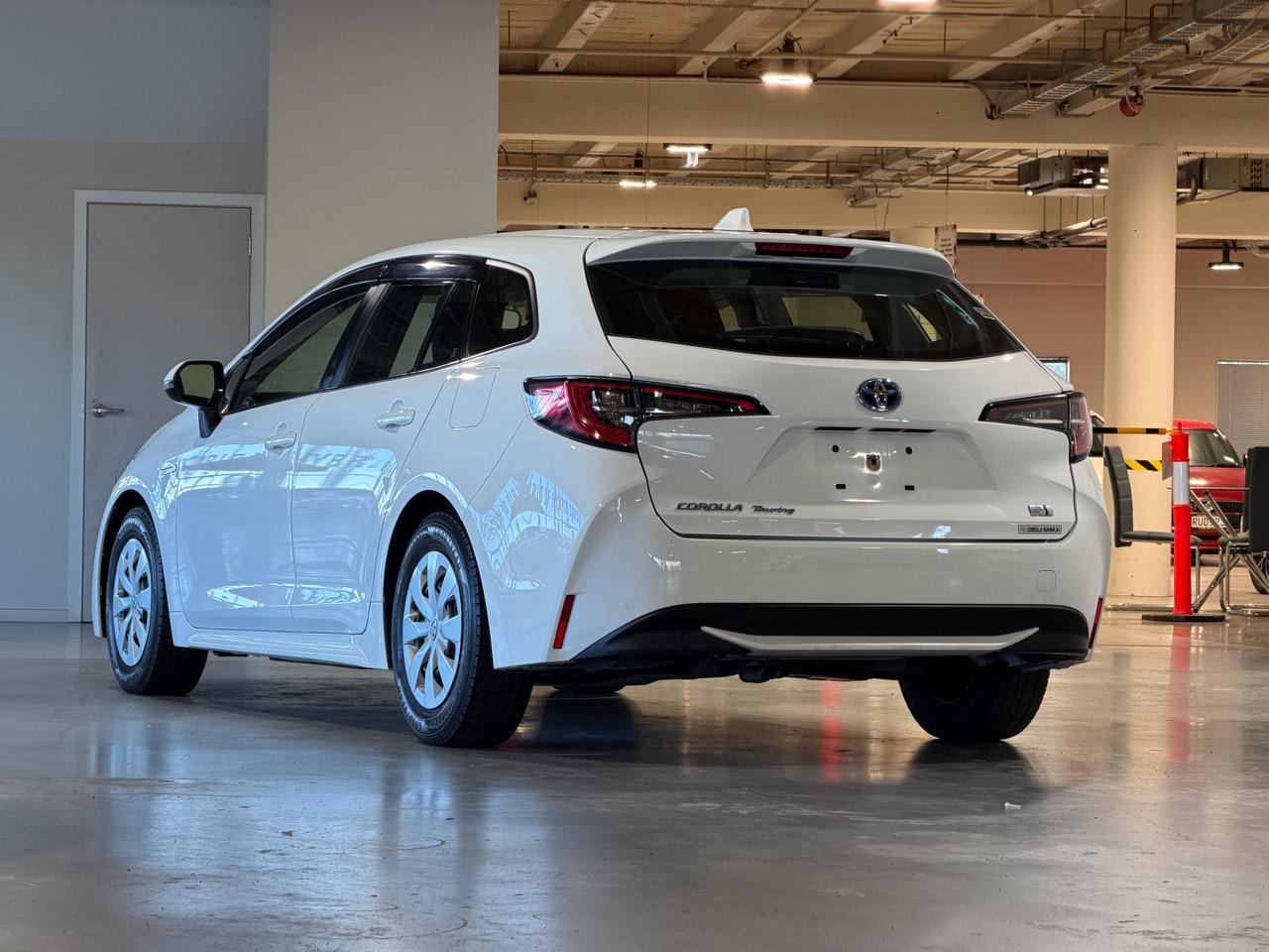 2020 Toyota Corolla Touring Hybrid G-X Plus Carousel 13