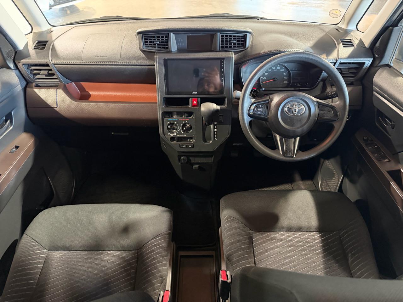 2017 Toyota Roomy X-S GRADE Carousel 6