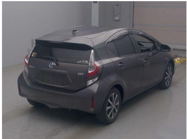 2019 Toyota Aqua G Grade Collage 2