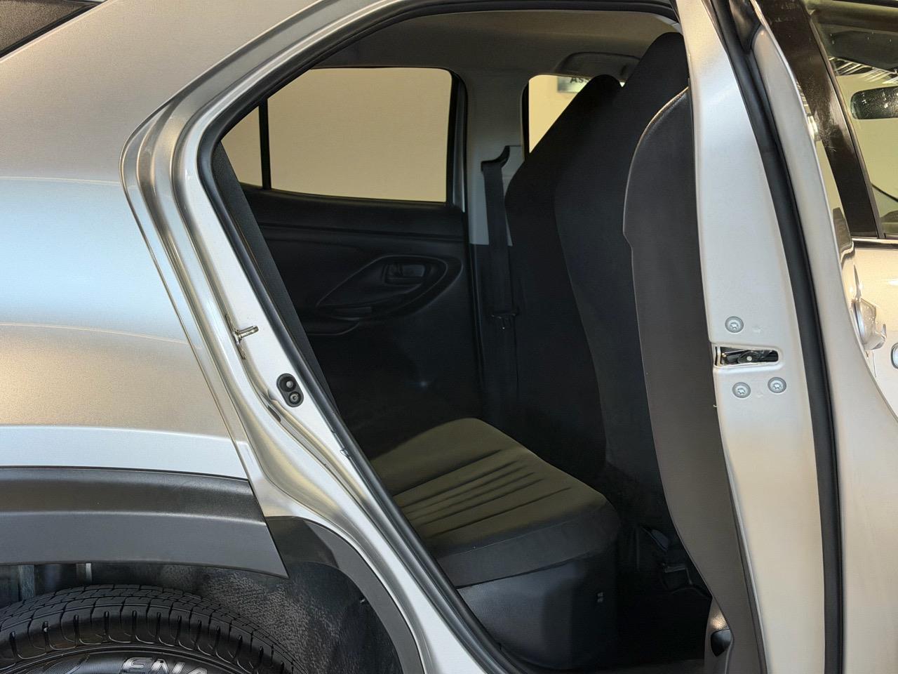2021 Toyota Yaris Cross HYBRID-X Carousel 10