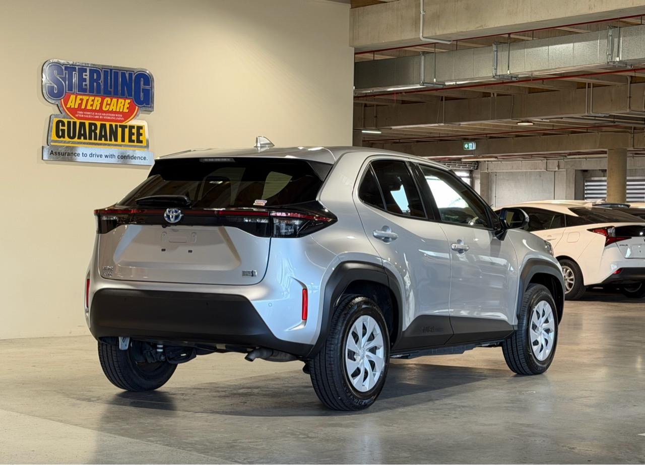 2021 Toyota Yaris Cross HYBRID-X Carousel 17