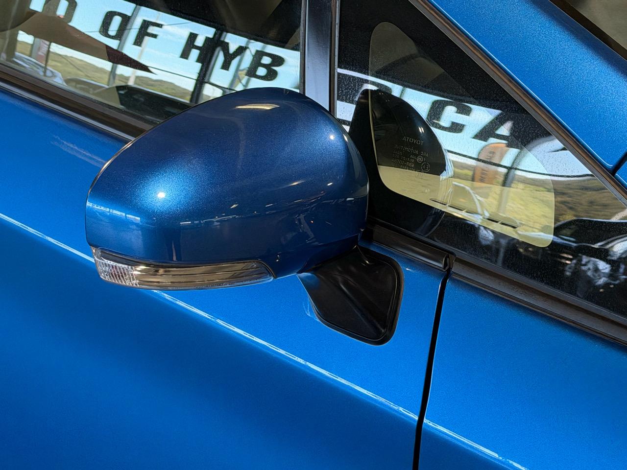 2013 Toyota Prius S -Touring Selection Mycoorde Carousel 3