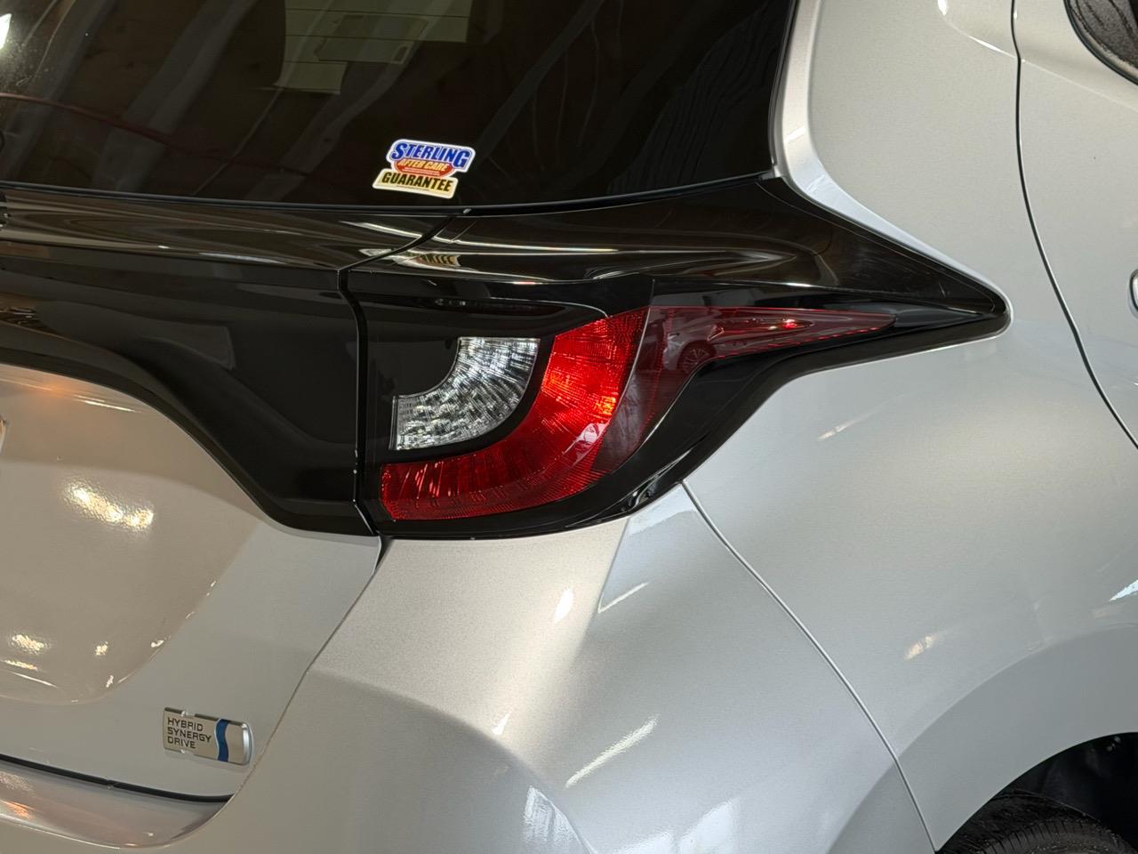 2021 Toyota Yaris Hybrid X Carousel 18