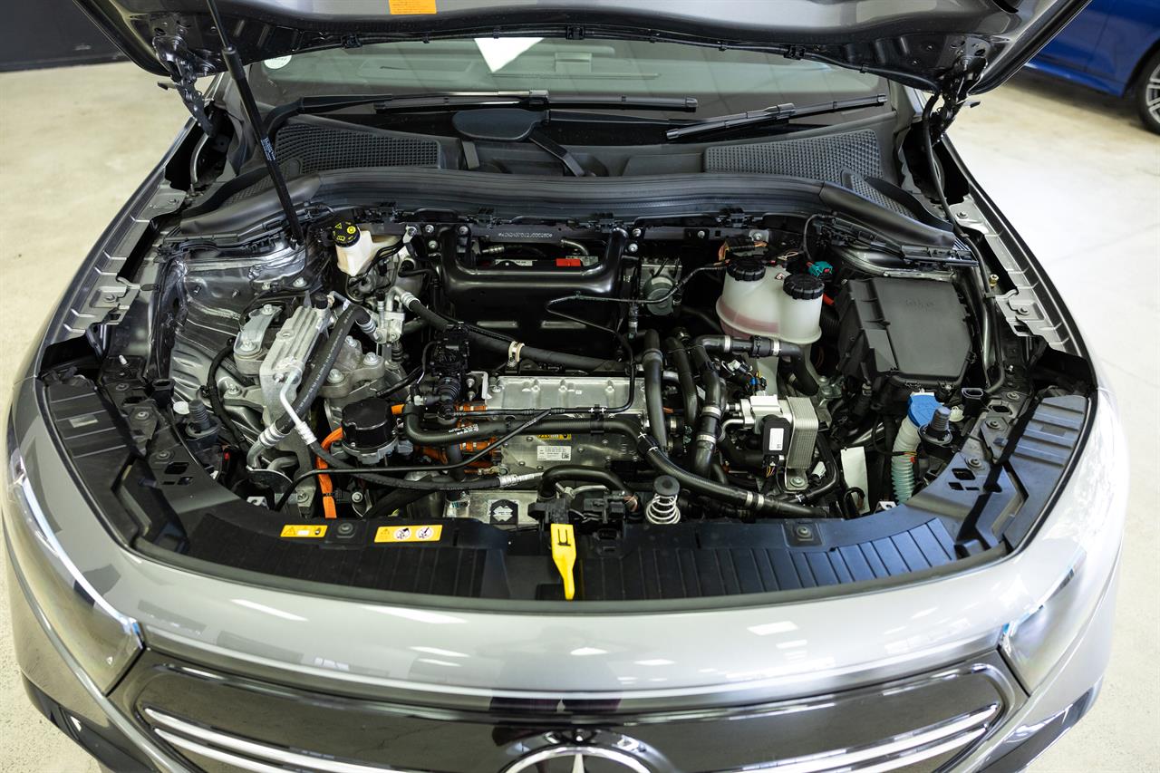 2021 Mercedes-Benz EQA EQA250 AMG-Line Carousel 1