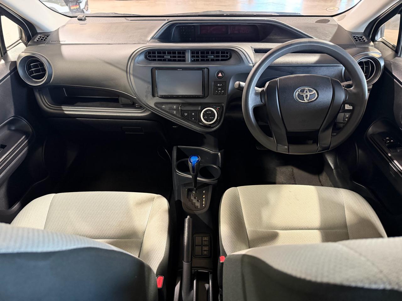 2019 Toyota Aqua L-Grade Carousel 4