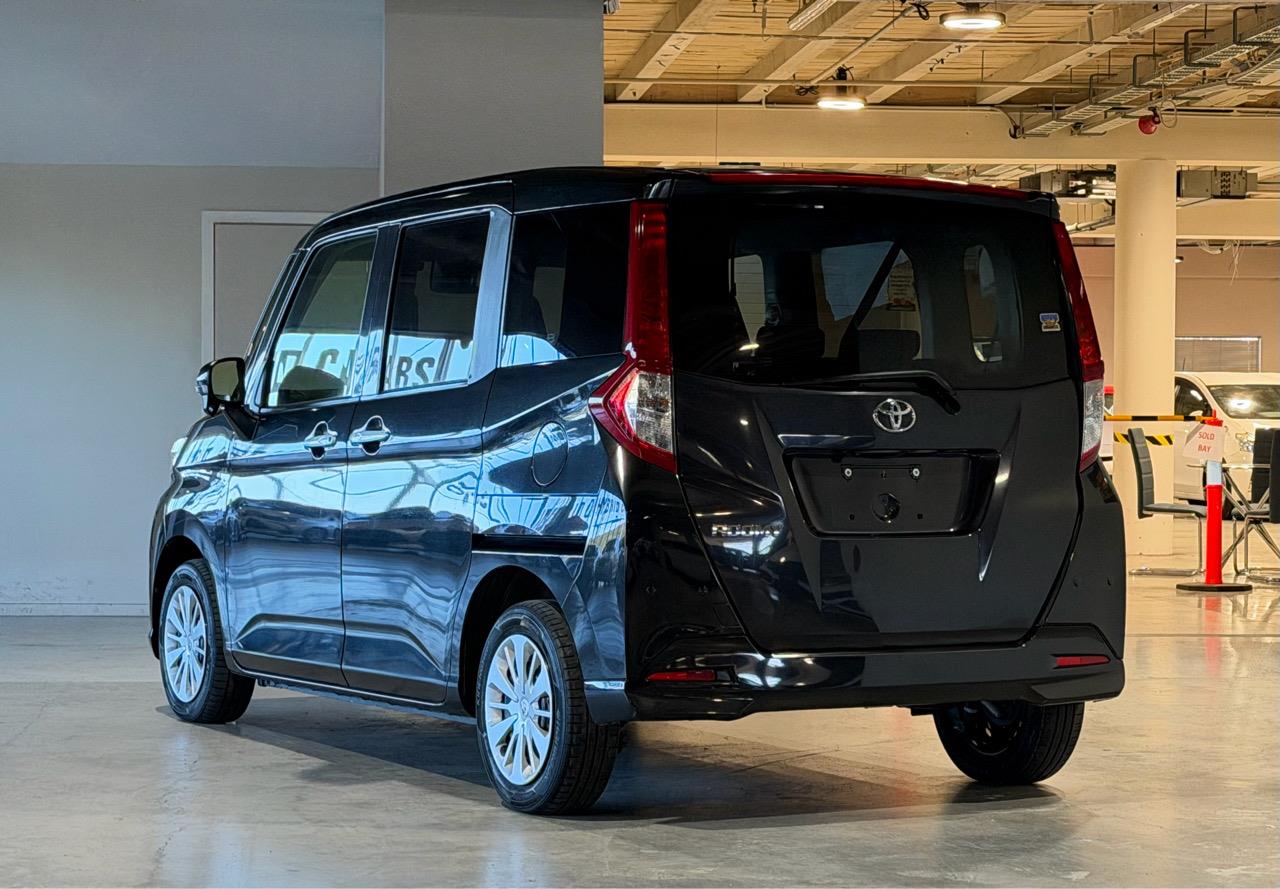 2018 Toyota Roomy G-GRADE Carousel 5