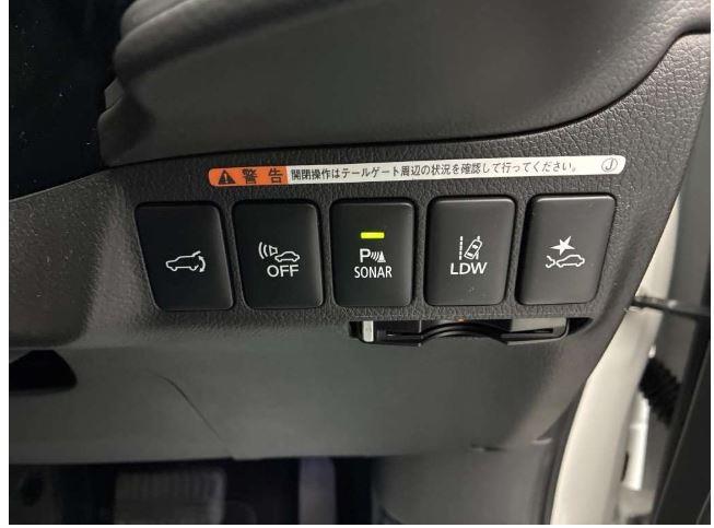 2017 Mitsubishi Outlander PHEV -G Navi Package Carousel 2