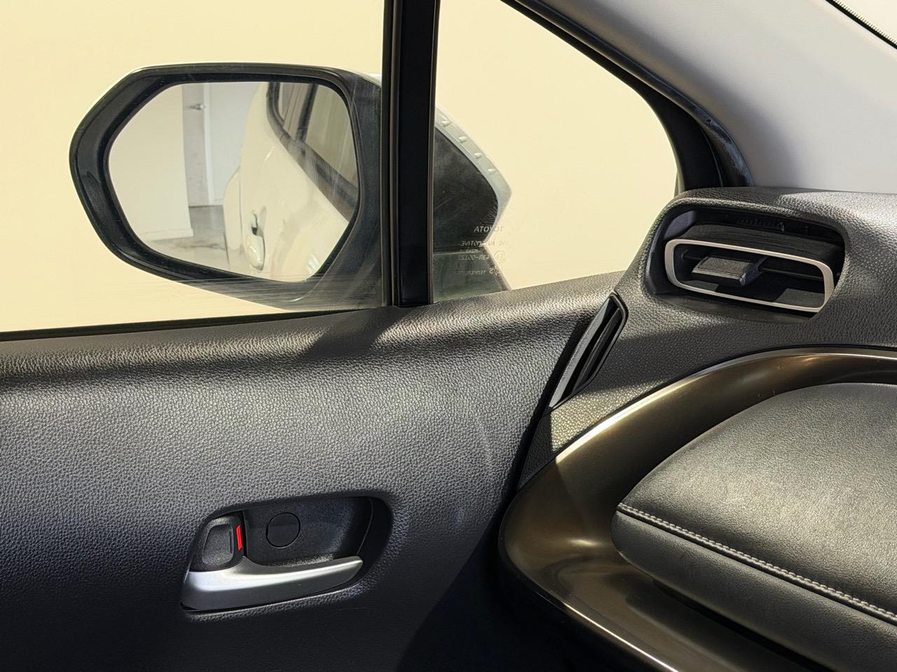 2021 Toyota Aqua Z-GRADE Carousel 4