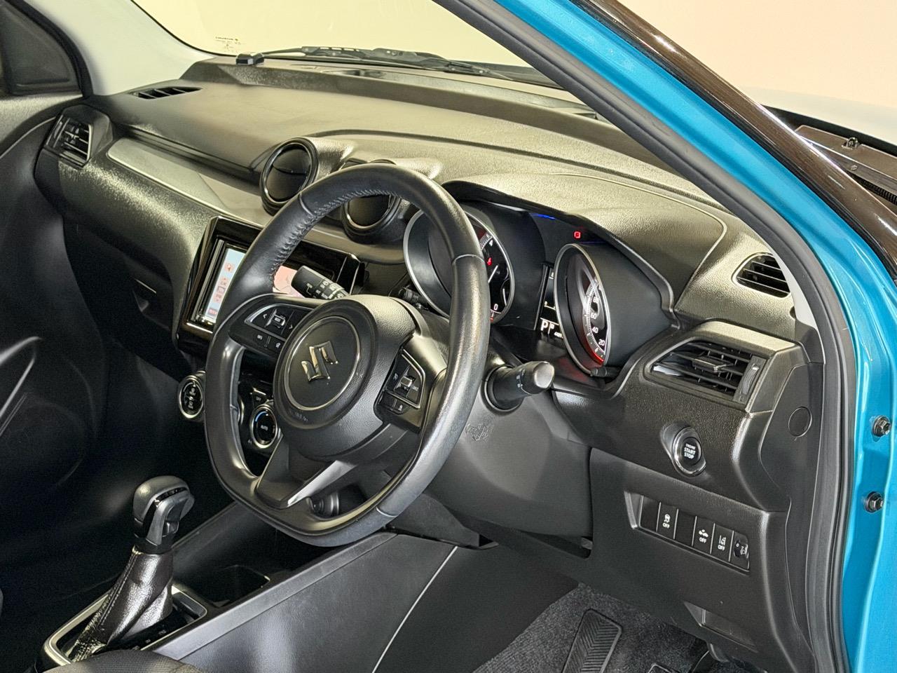 2017 Suzuki Swift XG Limited Carousel 6