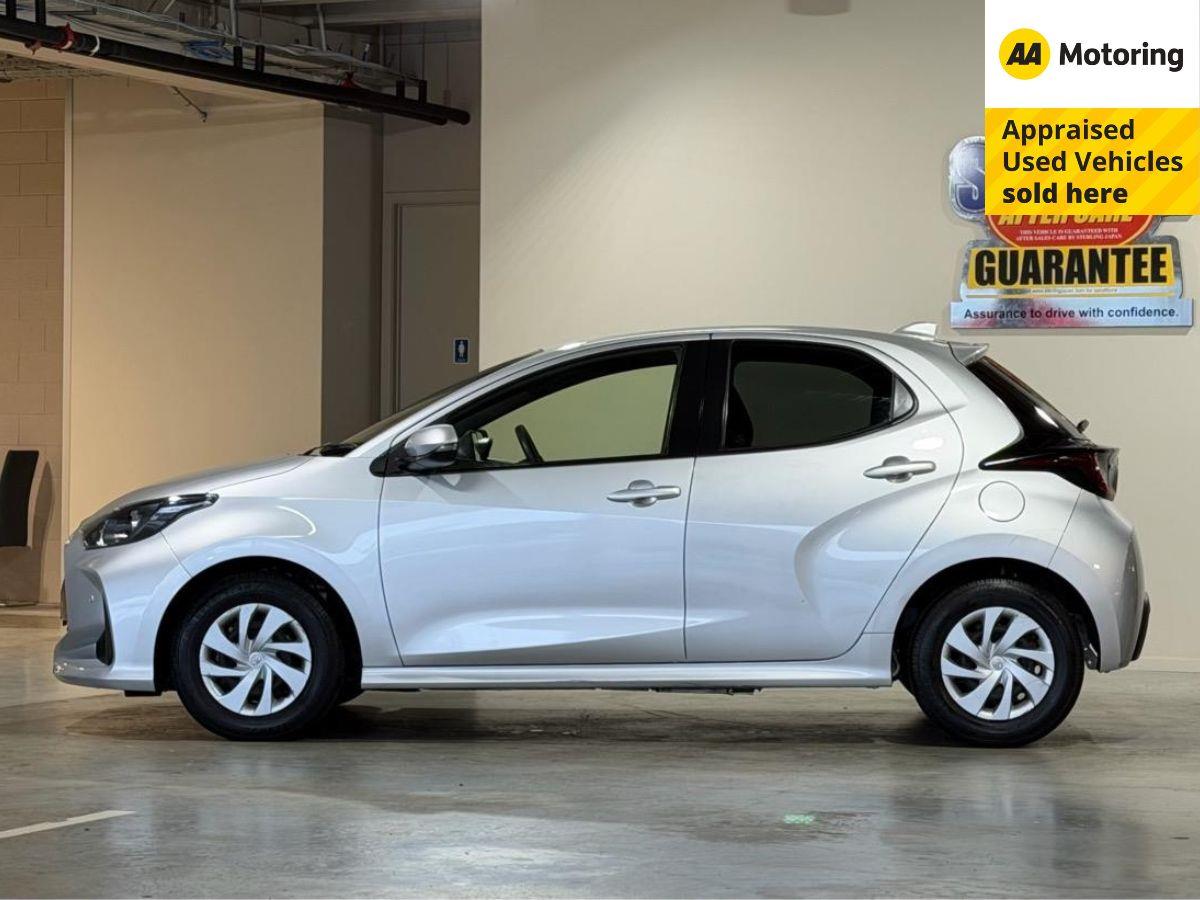 2021 Toyota Yaris Hybrid X Carousel 14