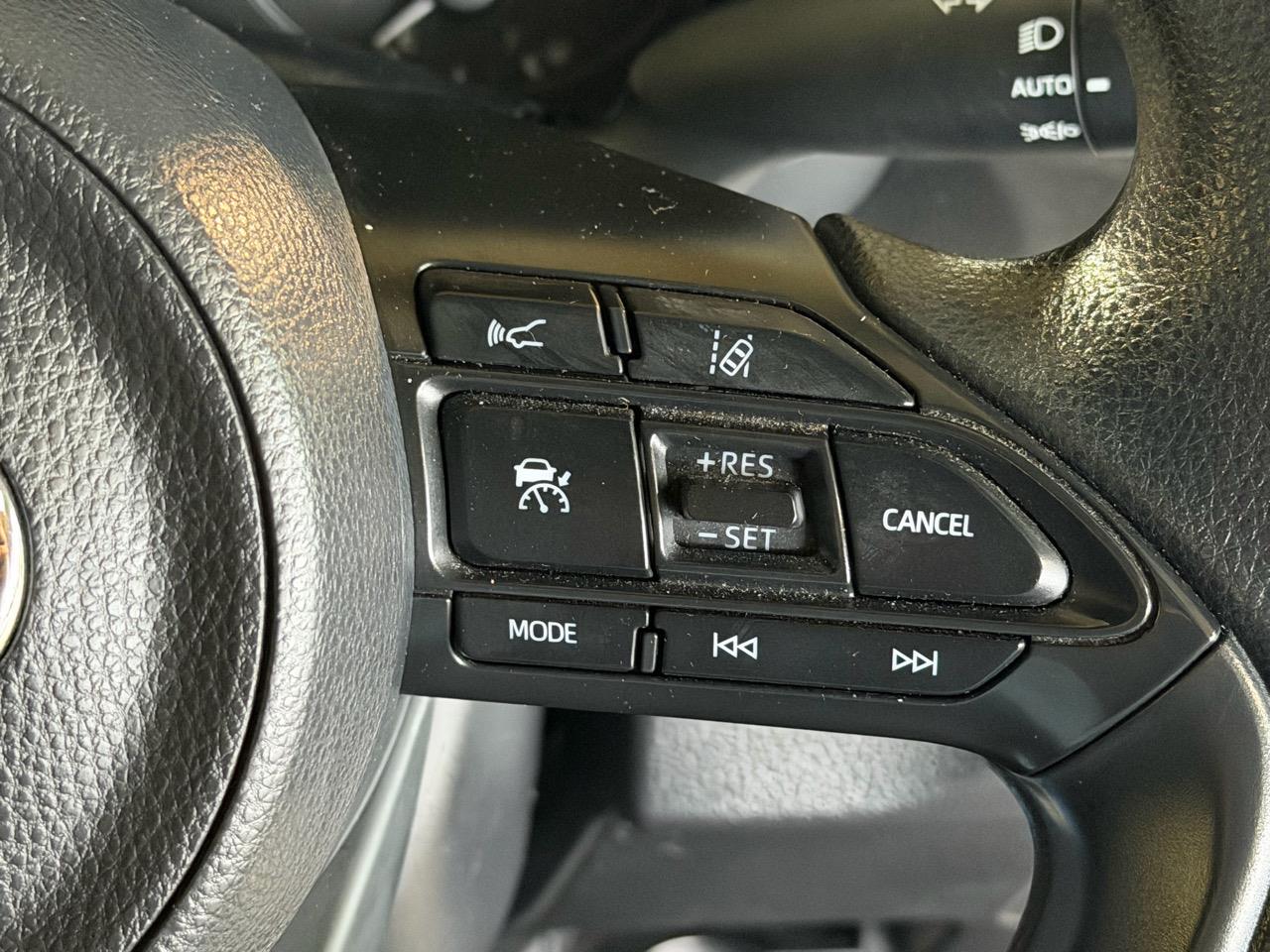 2021 Toyota Yaris Hybrid X Carousel 8