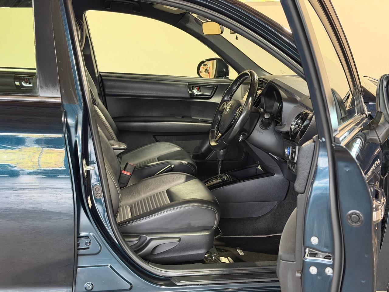 2018 Toyota Corolla G-WXB GRADE Carousel 9