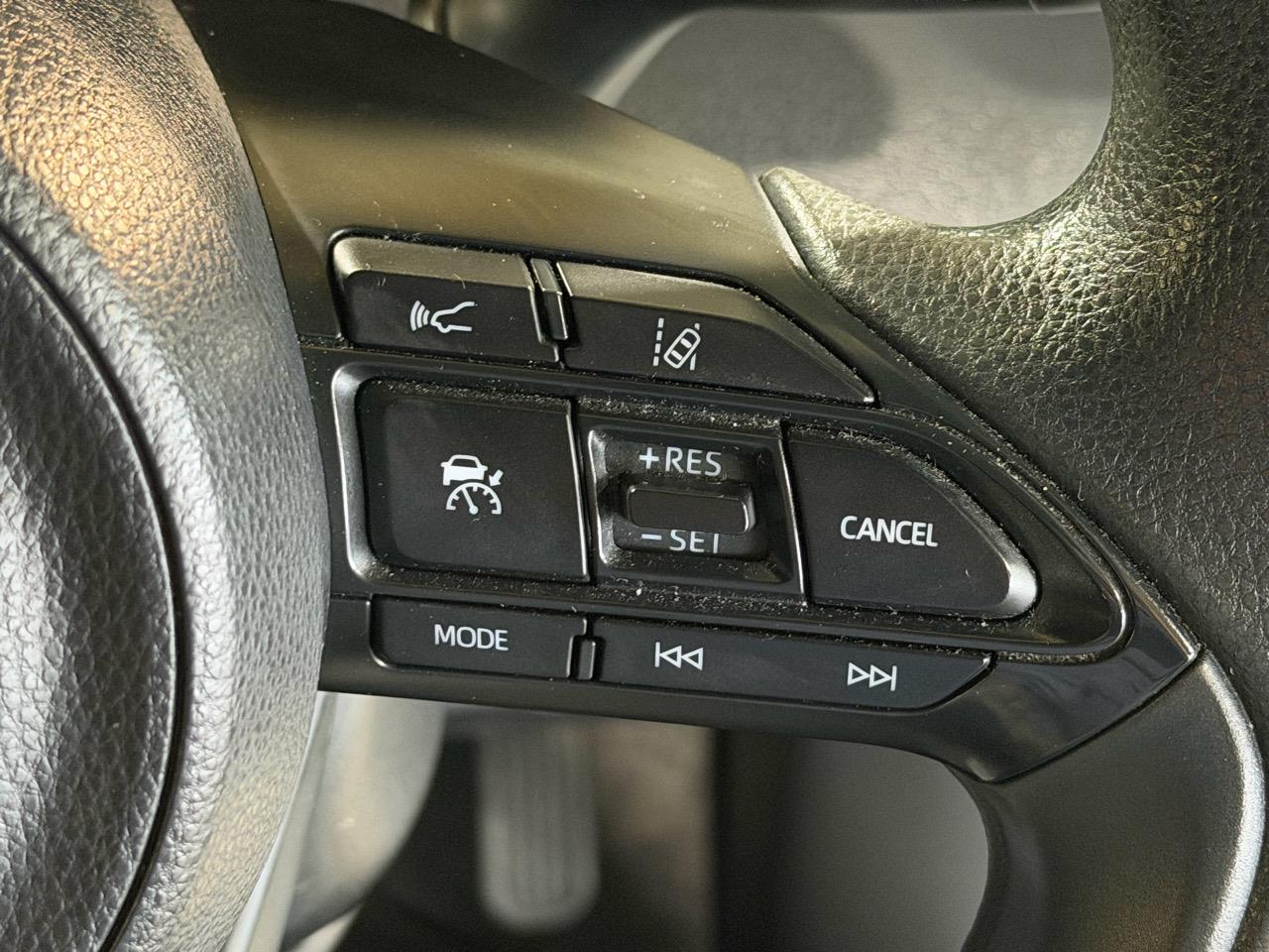 2021 Toyota Yaris Hybrid X Carousel 8