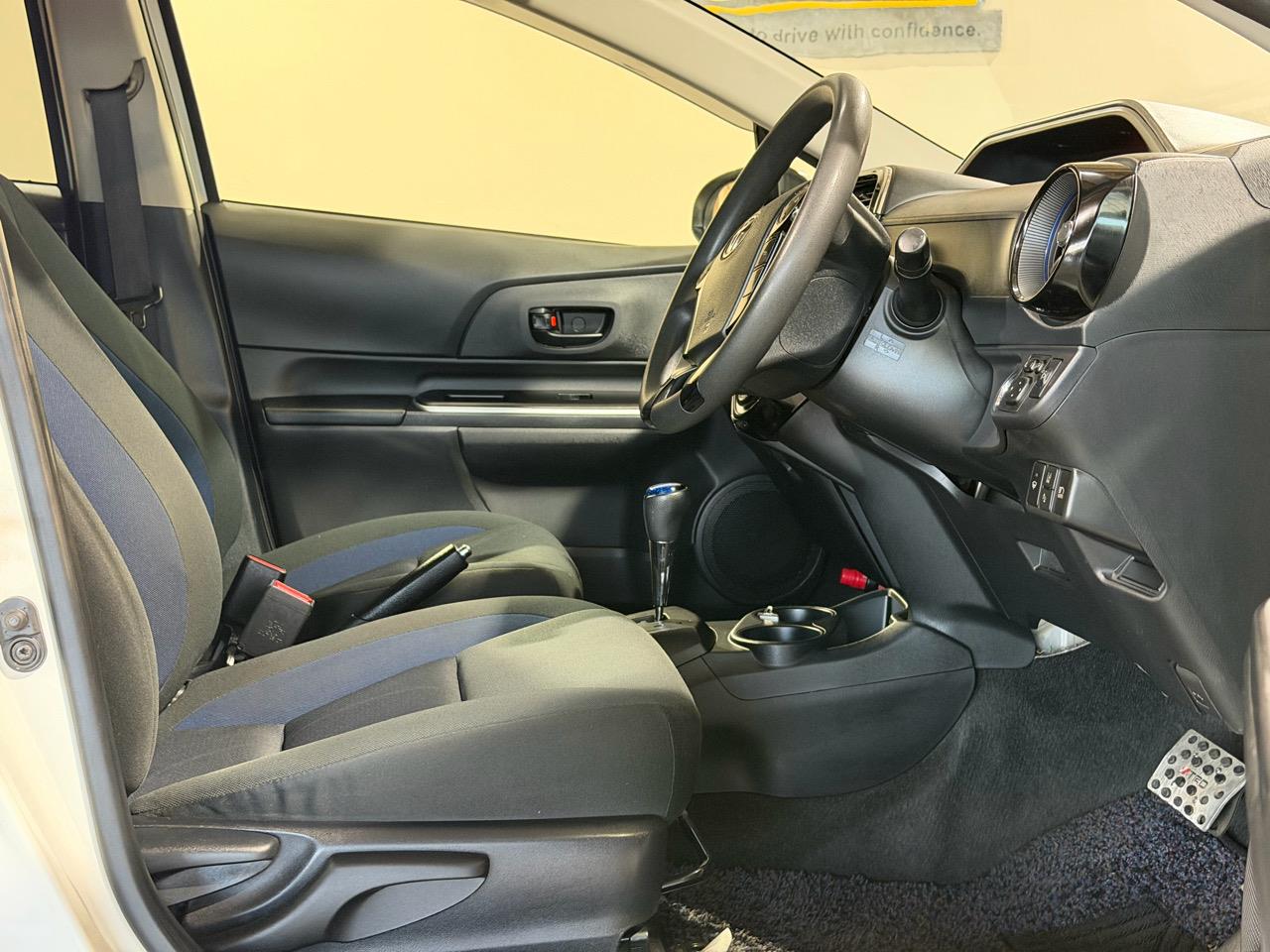 2018 Toyota Aqua "S Grade" Carousel 18